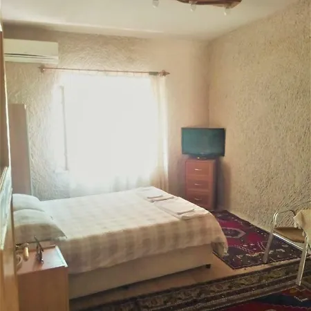 Hostel Cave