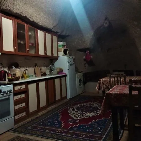 Hostel Cave *